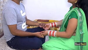 शादी में जाने से पहले भाभी सेक्स के लिए तैयार हुई हिंदी ऑडियो के साथ