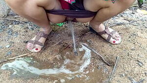 Desi Indian Bhabhi Outdoor Public Pissing Video Compilation